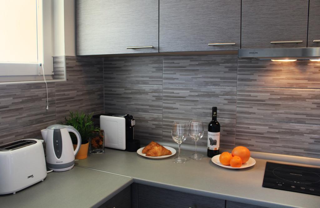 Broadway Center Rooftop View Apartment بودابست الغرفة الصورة