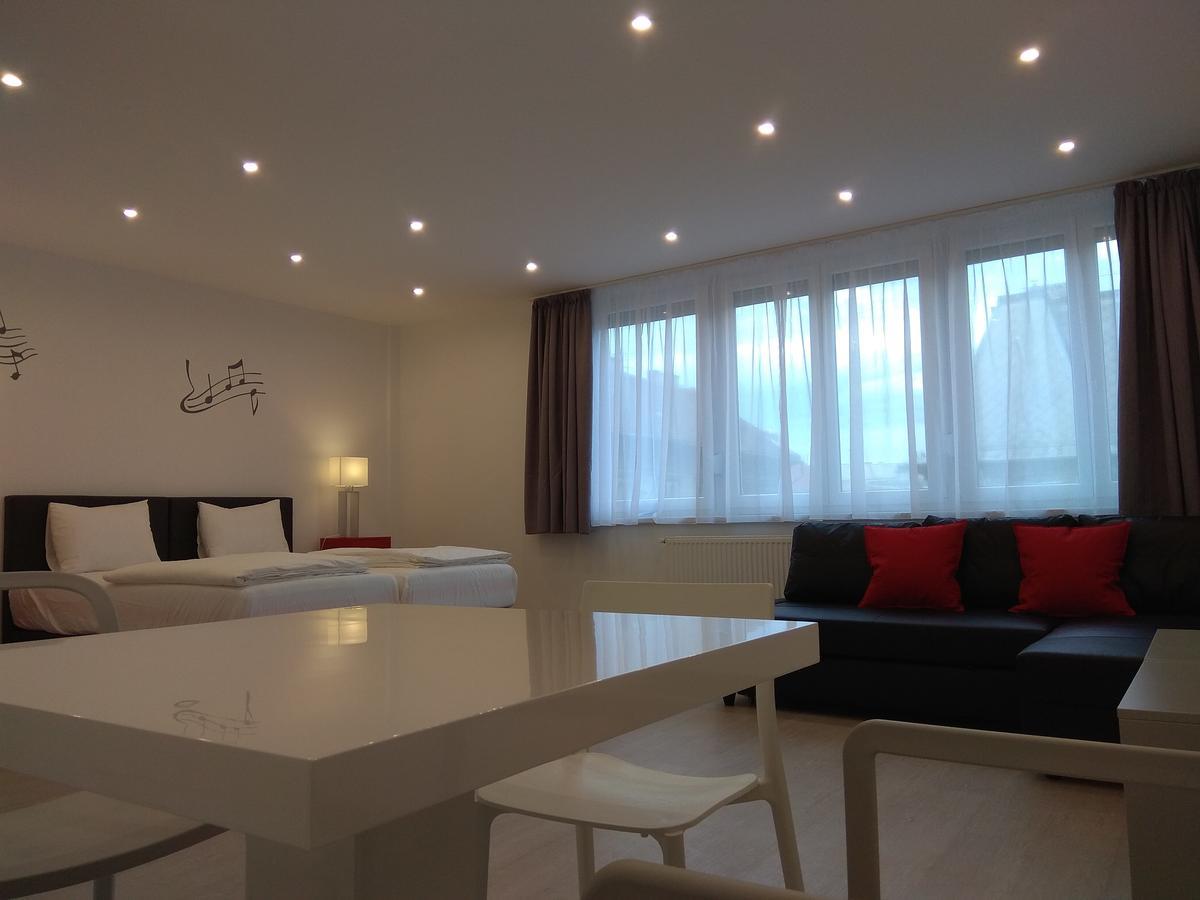 Broadway Center Rooftop View Apartment بودابست المظهر الخارجي الصورة