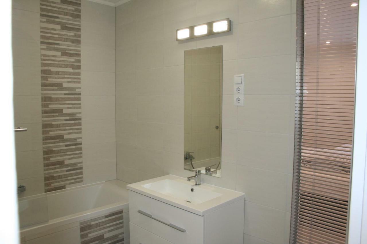 Broadway Center Rooftop View Apartment بودابست المظهر الخارجي الصورة