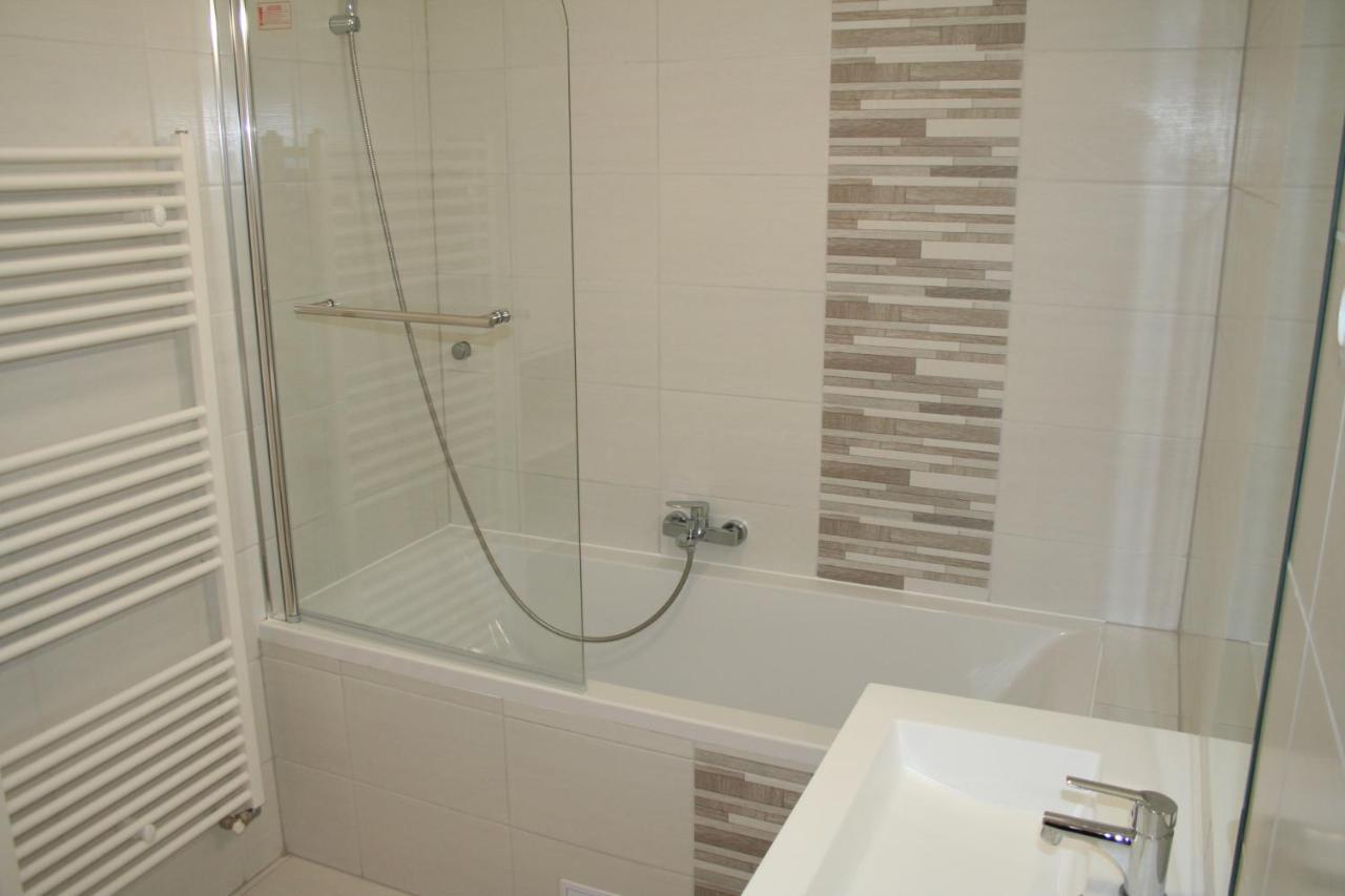 Broadway Center Rooftop View Apartment بودابست المظهر الخارجي الصورة